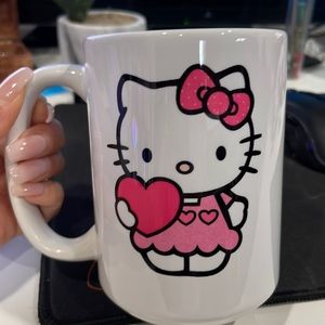 New✨💕 Hello Kitty pink hearts mug!